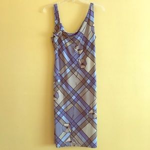 BCBGMAXAZRIA size M shift cocktail dress used